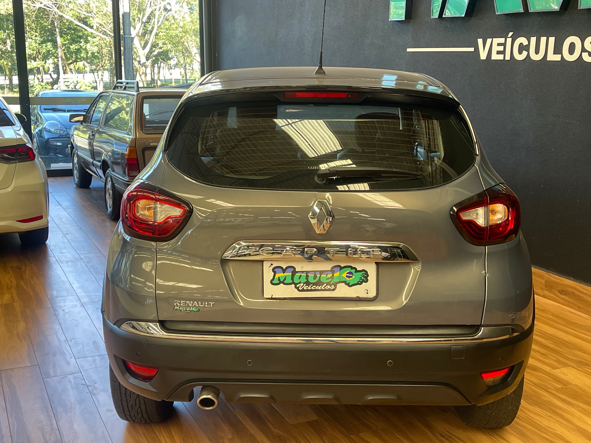 Foto 12 de Renault Captur INTEN 16A 2018