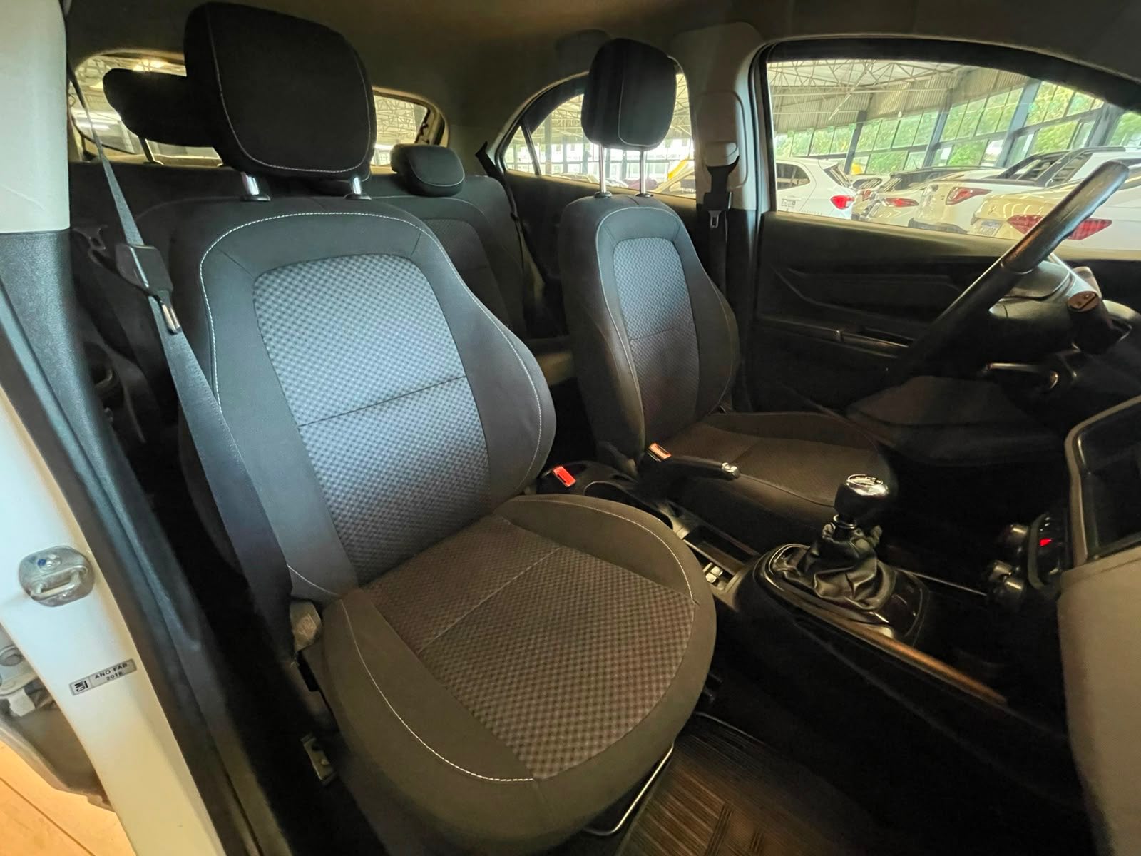 Foto 9 de Chevrolet Onix 10MT JOYE 2019