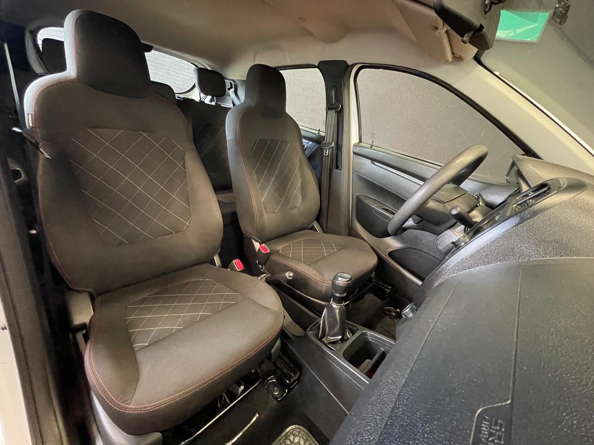 Foto 9 de Renault Kwid ZEN 2 2024