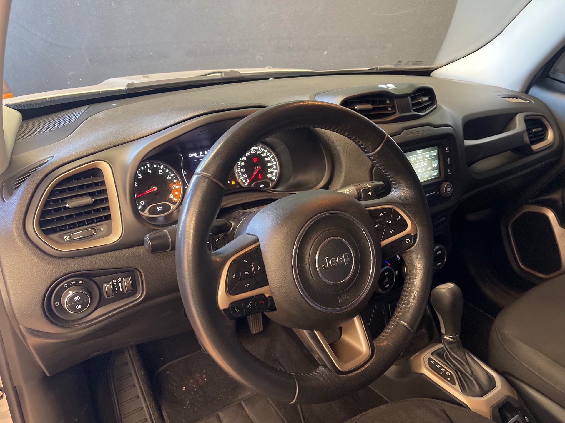 Foto 8 de Jeep Renegade LNGTD AT 2017