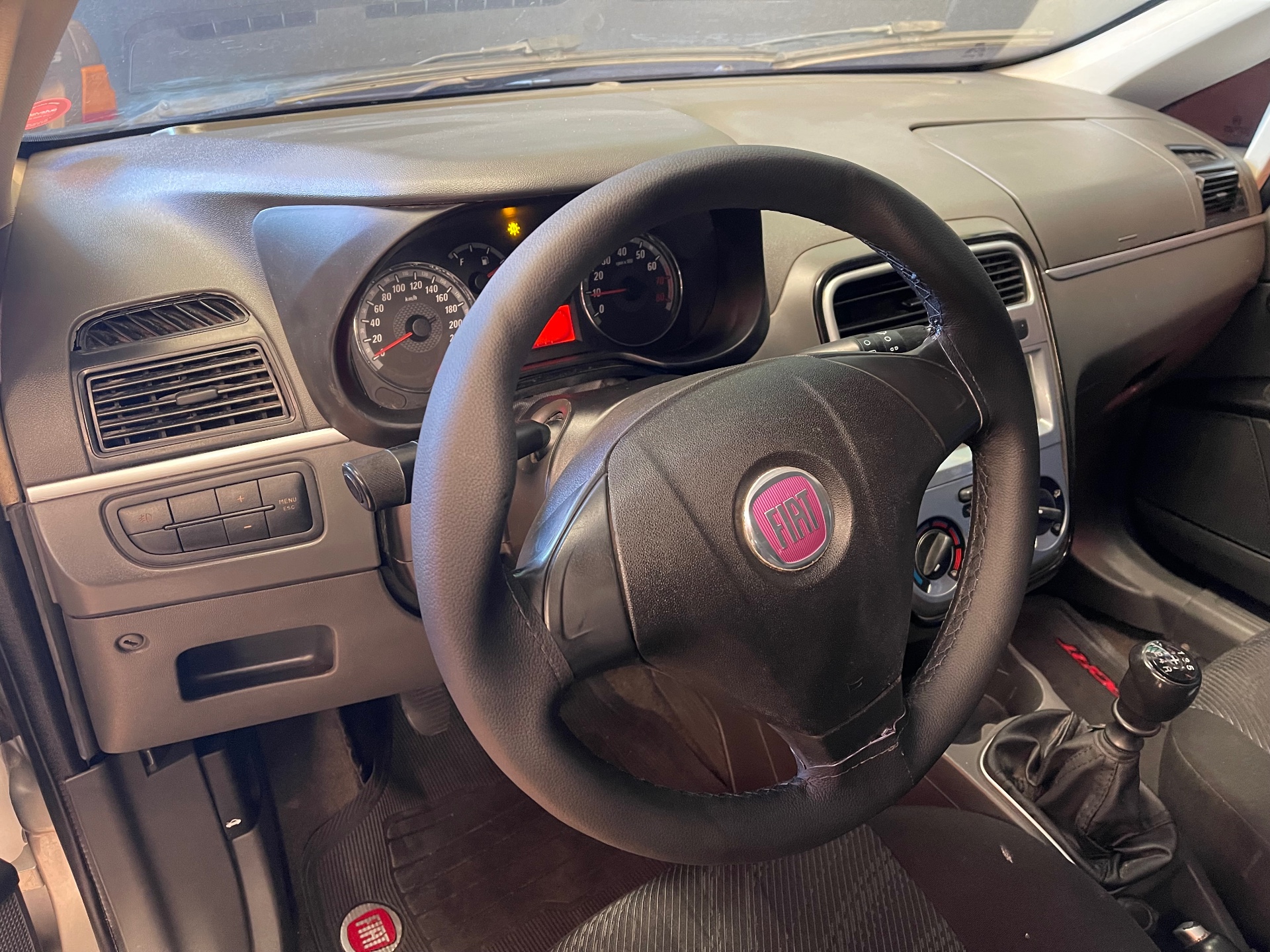 Foto 8 de Fiat Punto ELX 1.4 2009