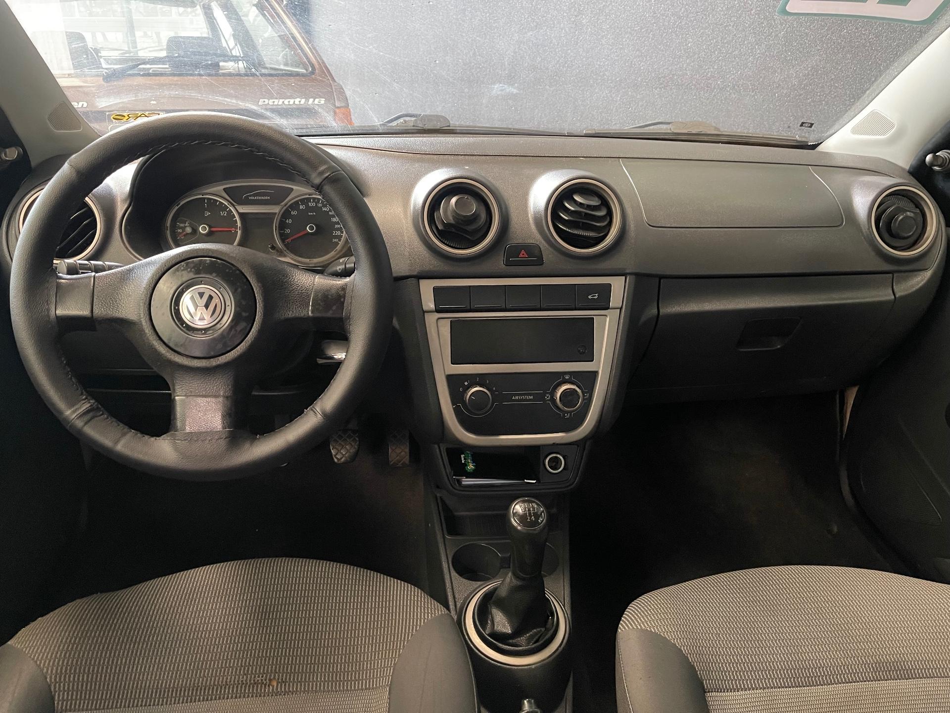Foto 4 de Volkswagen Voyage W/ 1.6 2012