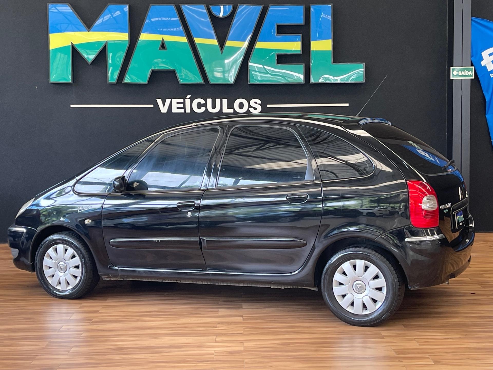 Foto 11 de Citroën C4 Picasso / II16GLXF 2011