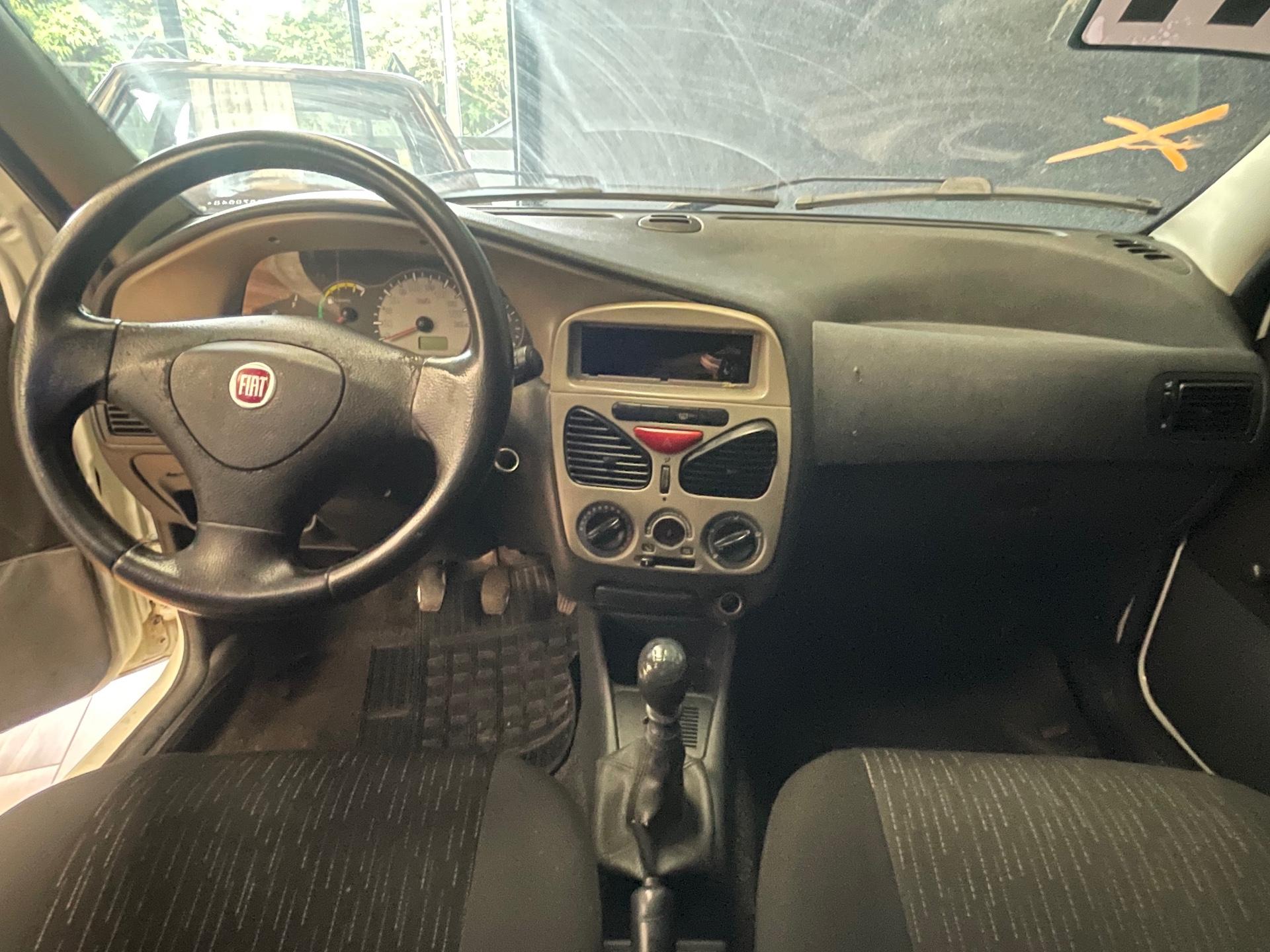 Foto 4 de Fiat Palio FIRE ECONOMY 2011