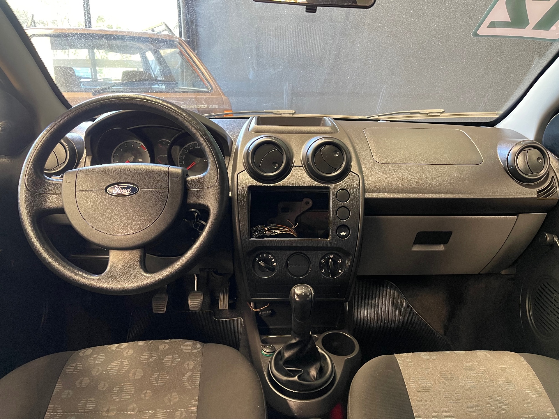 Foto 4 de Ford Fiesta 2012