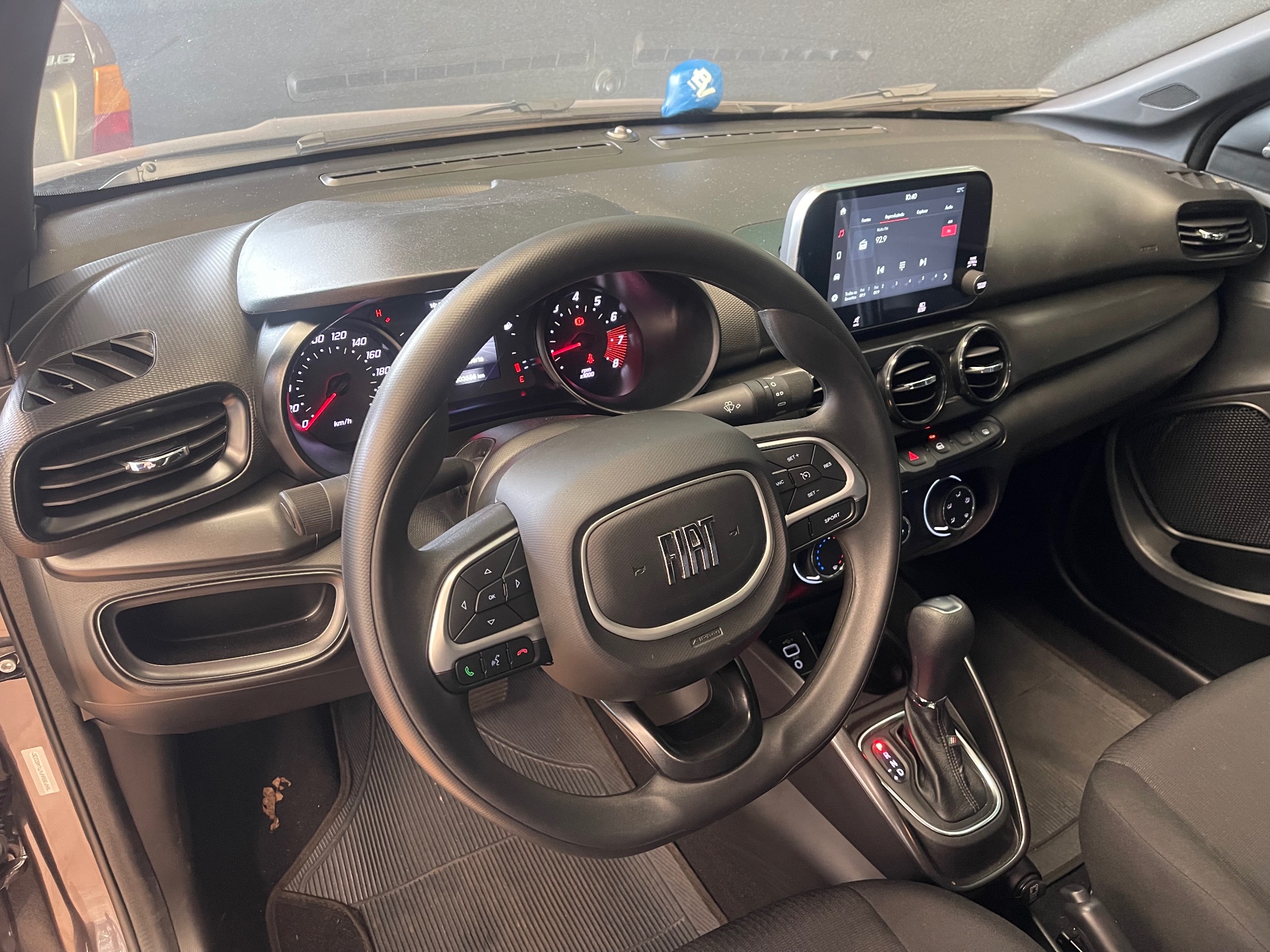 Foto 7 de Fiat Cronos / DRIVE1.3AT 2026
