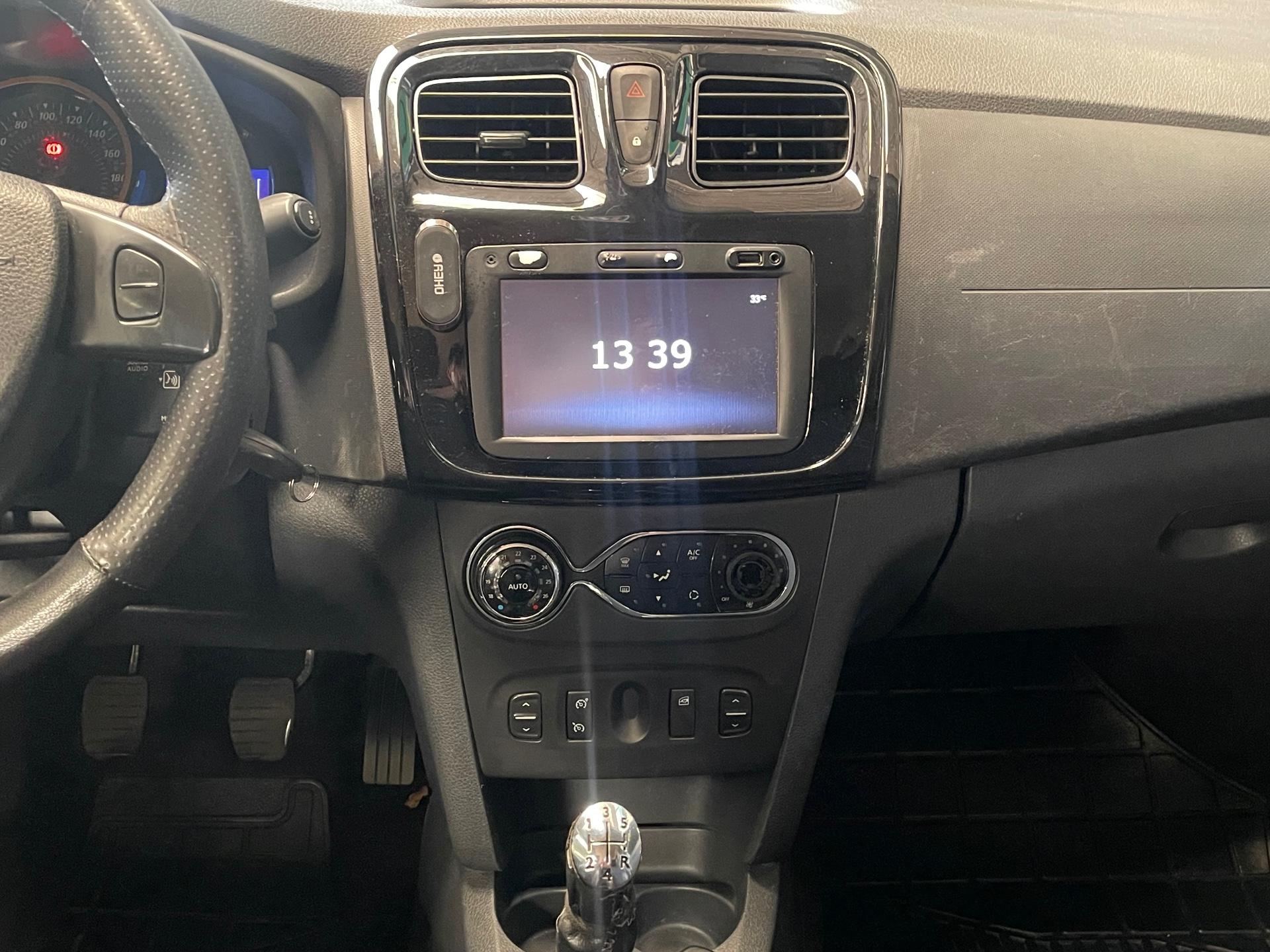 Foto 6 de Renault Sandero STEP 16 2016
