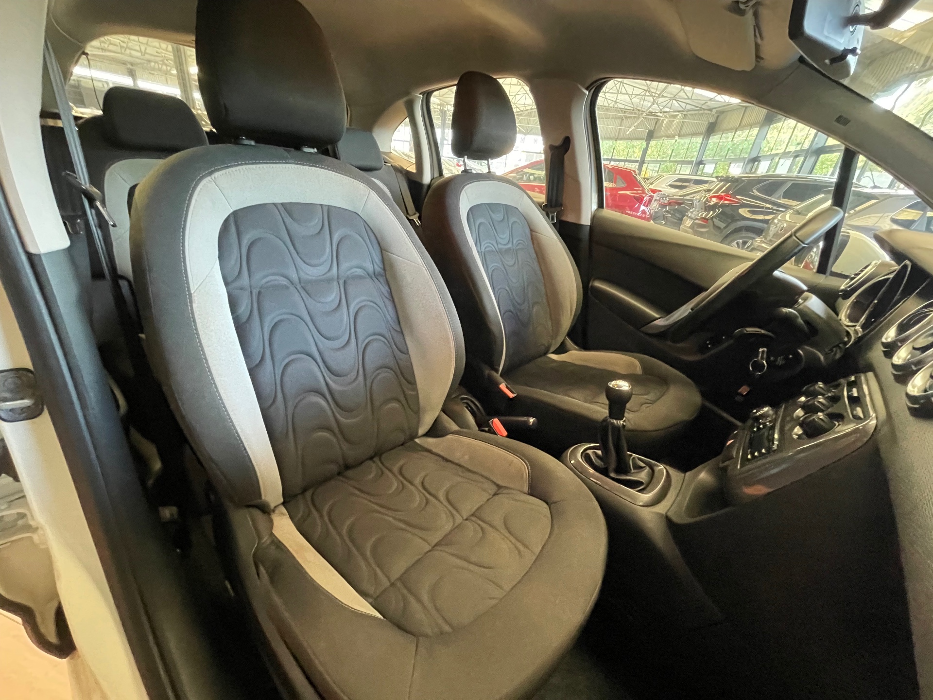 Foto 9 de Citroën C3 CITROEN /C3 2015