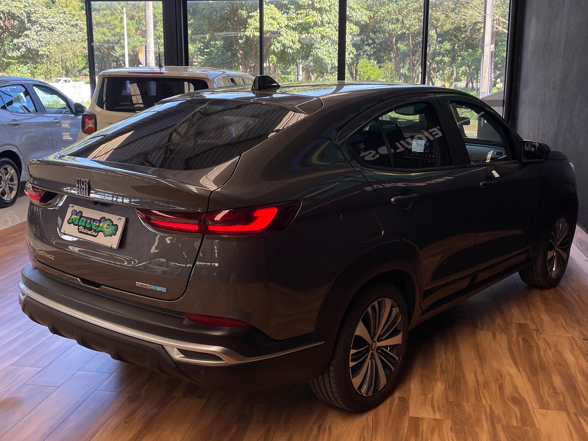Foto 13 de Fiat Fastback 2025