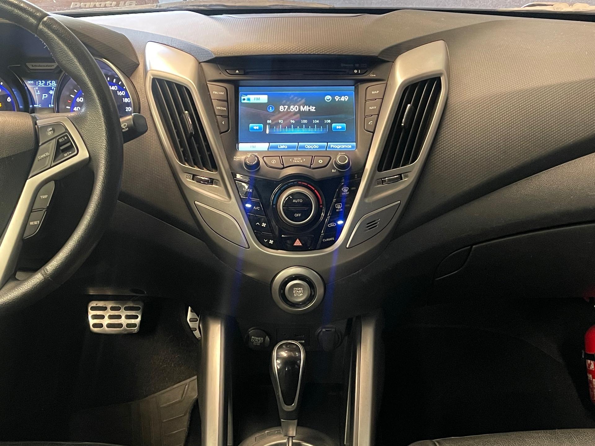 Foto 6 de Hyundai Veloster / 2013