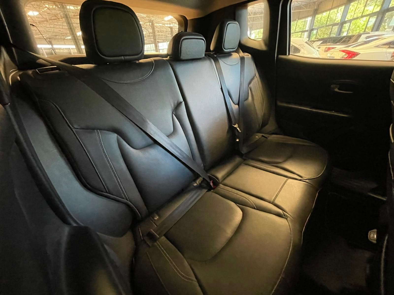 Foto 9 de Jeep Renegade LNGTD AT 2021