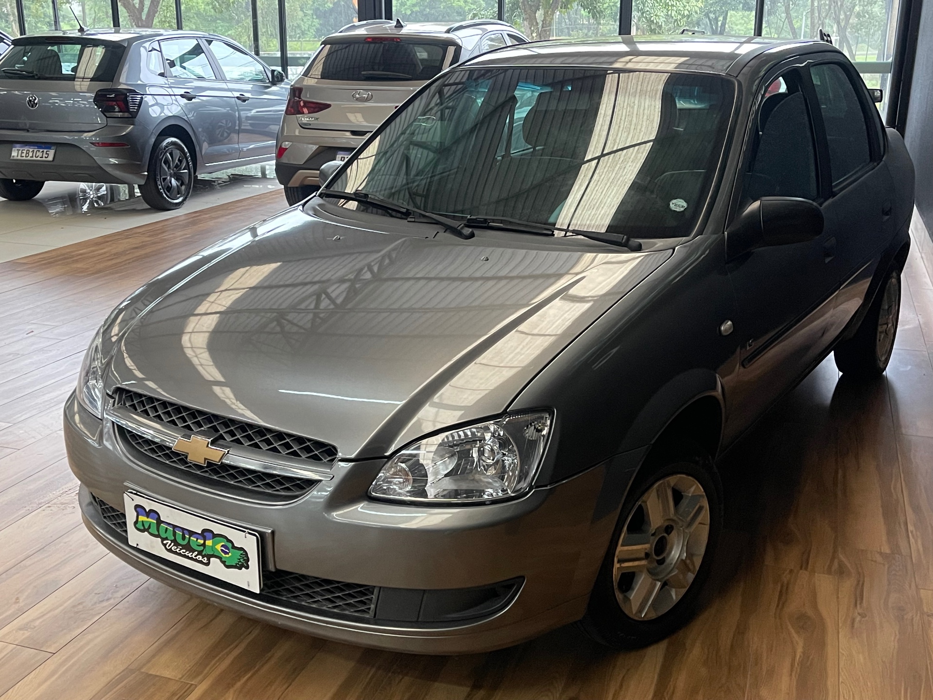Foto 3 de Chevrolet Classic LS 2011