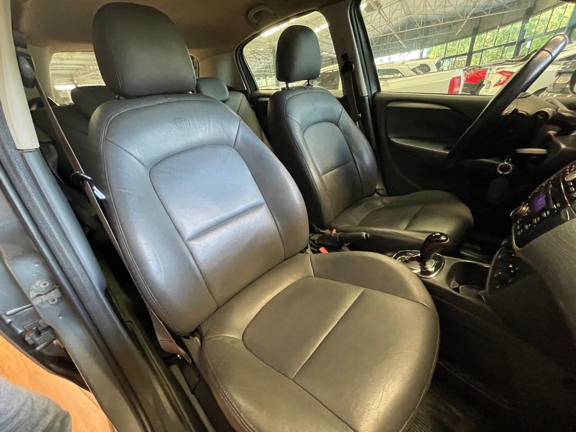 Foto 9 de Fiat Punto ESSEN. 1.6 DL 2013