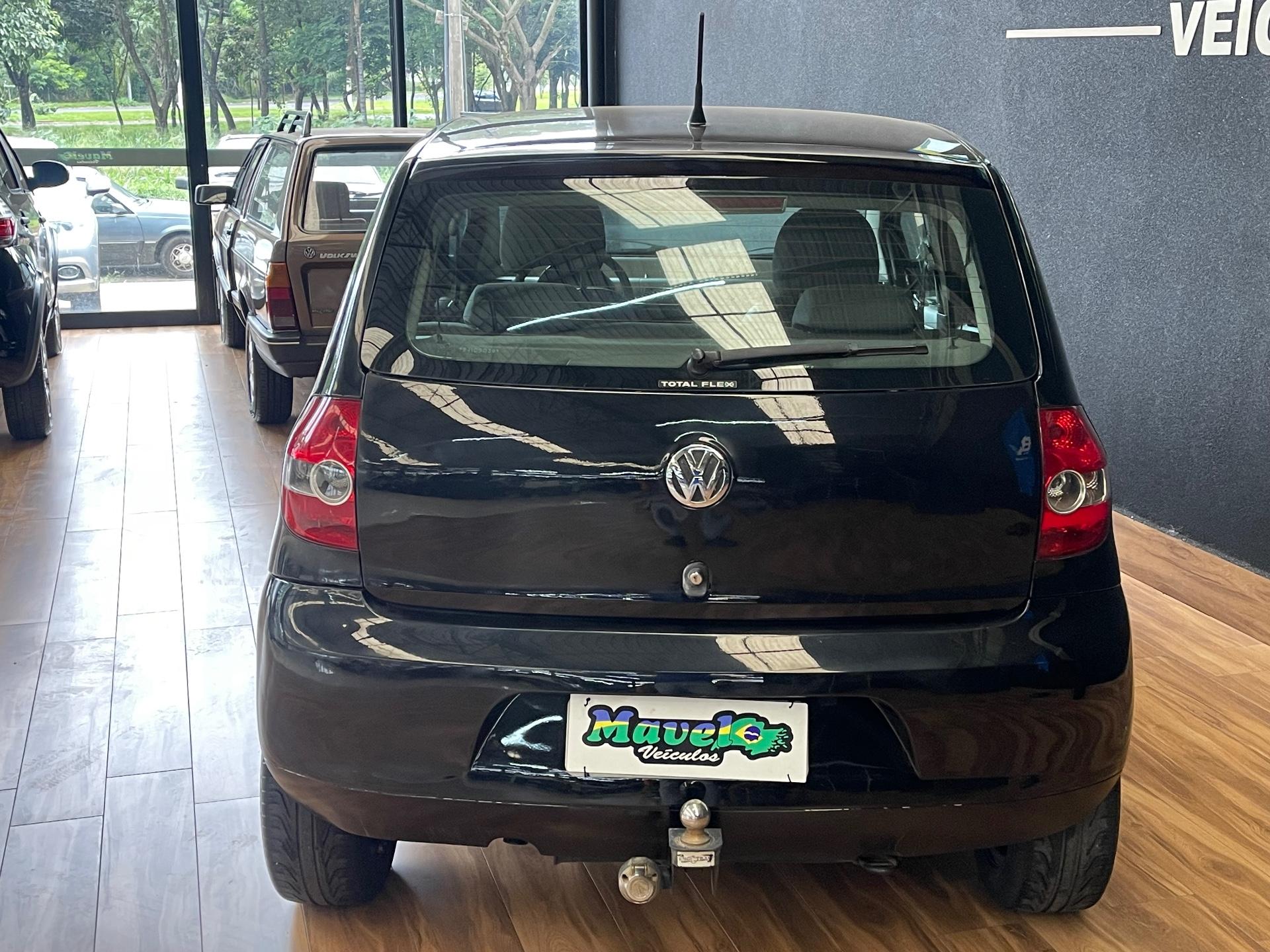 Foto 12 de Volkswagen Fox W/ 1.6 PLUS 2009