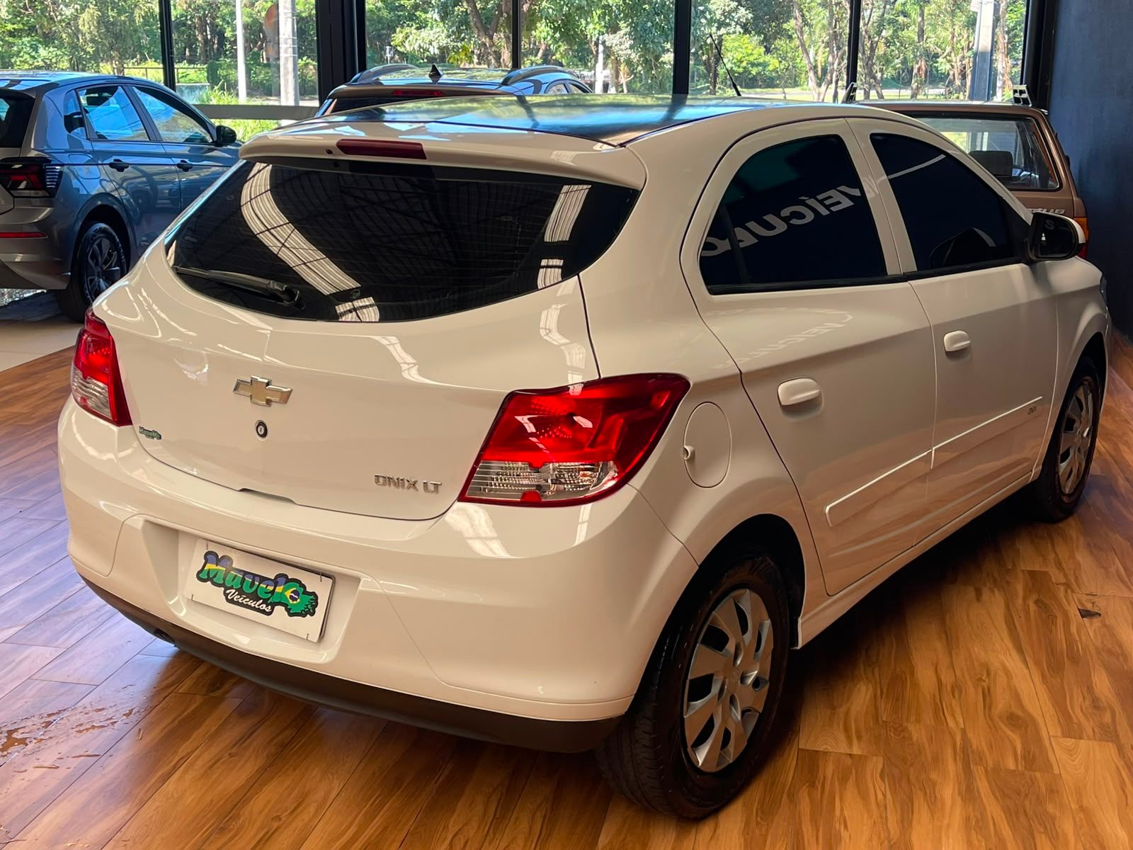 Foto 13 de Chevrolet Onix 1.0MT LT 2014