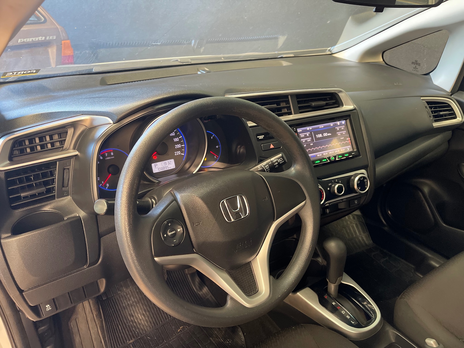 Foto 8 de Honda Fit LX CVT 2018