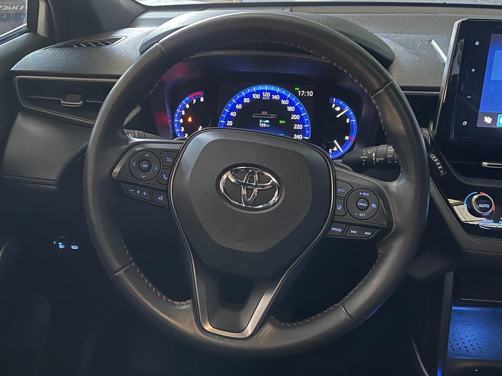 Foto 5 de Toyota Corolla Cross /C GRS 2024