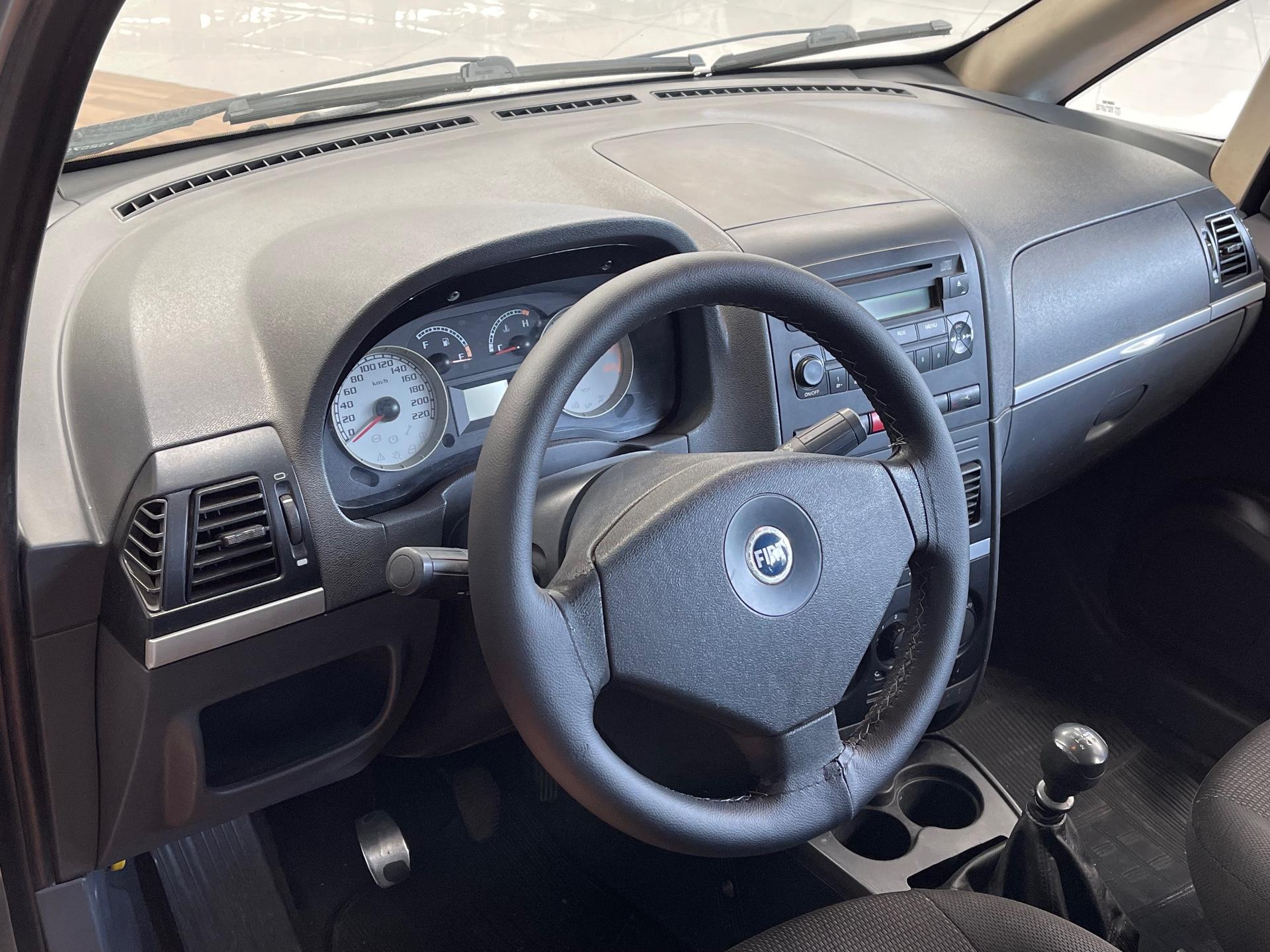 Foto 8 de Fiat Idea ELX FLEX 2008
