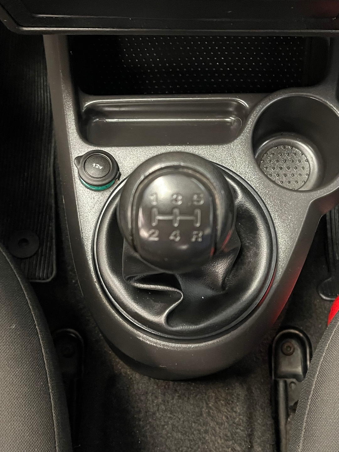 Foto 7 de Ford Fiesta 2012