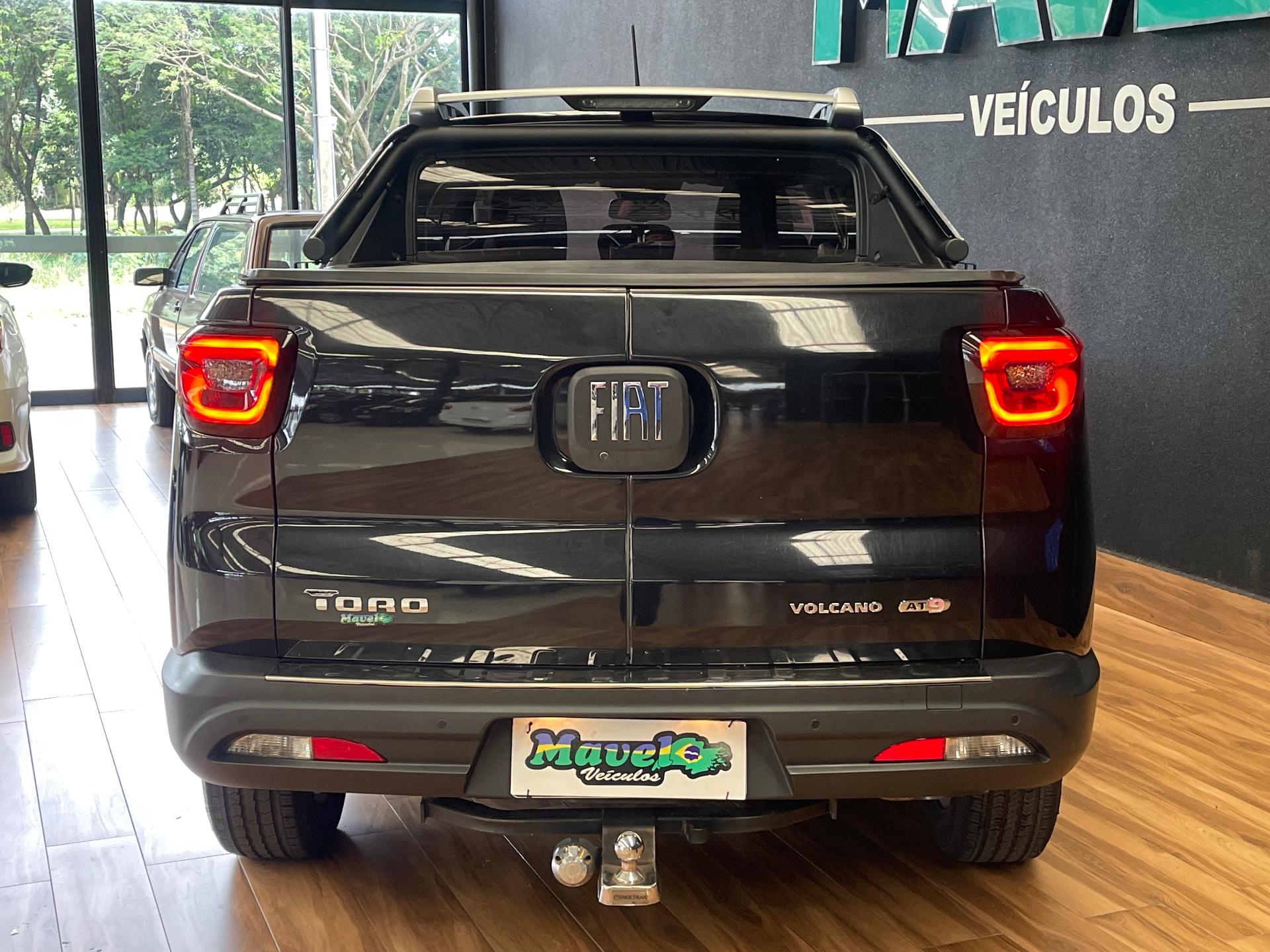 Foto 12 de Fiat Toro VOLCANO AT D4 2018