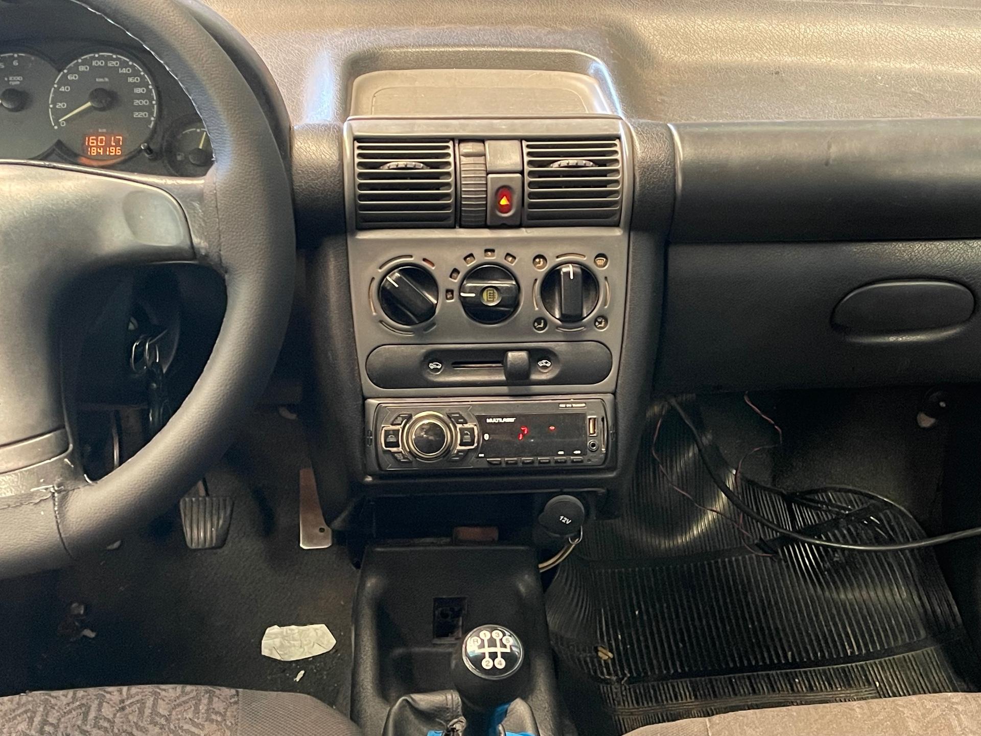 Foto 6 de Chevrolet Classic M/CORSA 2004